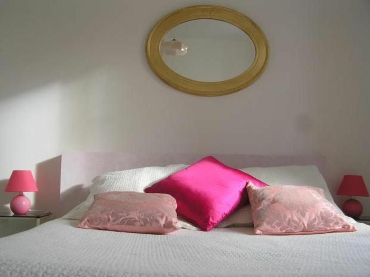 Gîte La Chapelle-aux-Choux, 2 pièces, 3 personnes - FR-1-410-131 Extérieur photo